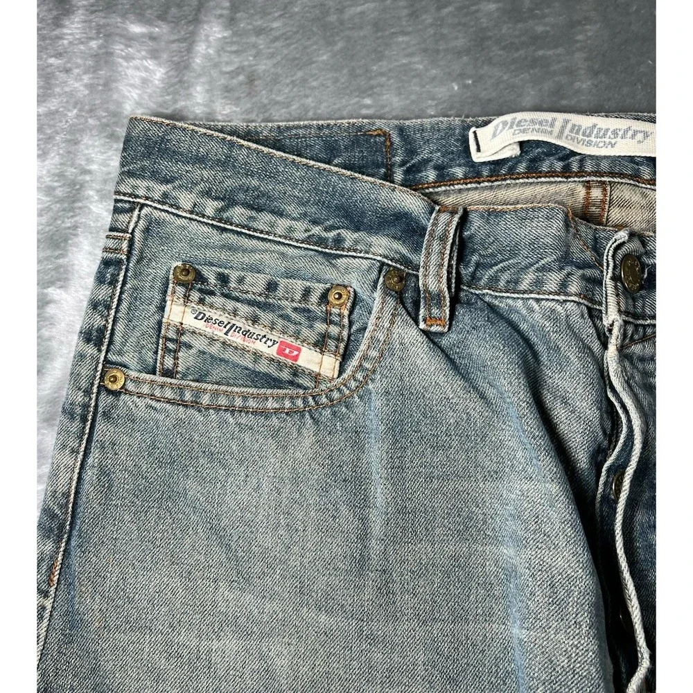 Diesel Jeans Men Size 36x31 Blue Denim Made In Italy Straight